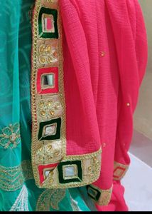 💚🌺New Designer saree 💚🌺