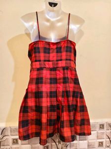 H&amp;M 🎁Buy 2 Get 1 Free🎁Size S/ Red Plaid Dress