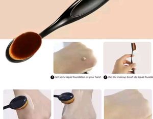 Beauty Blender Brush