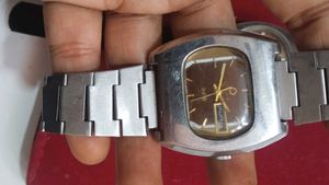 Vintage Men&#39;s Watches - Unique Find!