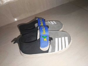 3  boy Shoes +1  Pants +1   Short+