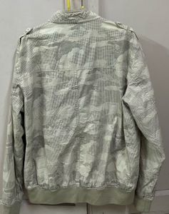 Stylish Camo Bomber Jacket