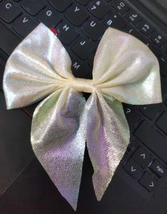 Shiny Bow Hair Clip