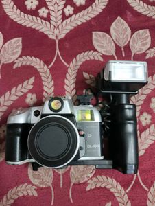 Pentax D-9000 DSLR DL-9000 Film Camera