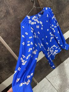 Floral TOP