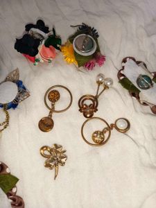 Broch Assorted Accessories Combo