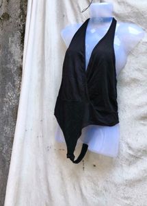 8.9 SEXY BLACK BODYSUIT