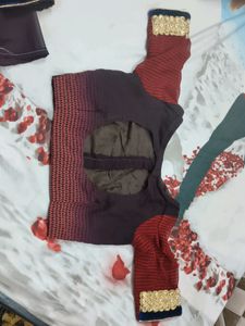 Women Saree With Readymade Blouse