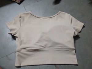Vaya Sports Top Beige Colour