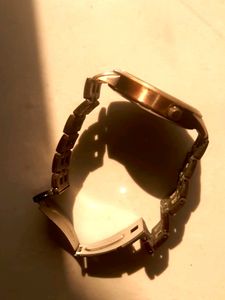 Mens Wrist Watch With Mint Condition