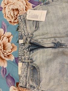 H&amp;M Distressed Mom Jeans
