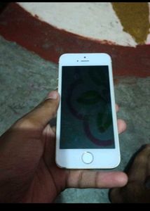 iPhone 5s - Gold - Good Condition