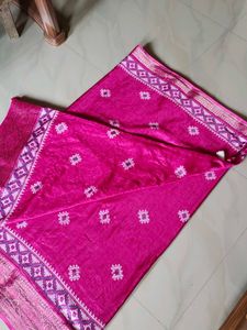 Beautiful 😍 rose 💕 colour saree 😘