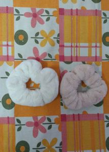 Soft Scrunchies 🤍