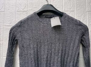 New with tag Pinterest Ribbed Knit Long Sleeve Top