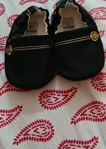 Set Of Cute Baby Girl Shoes For 6 To 9 Months