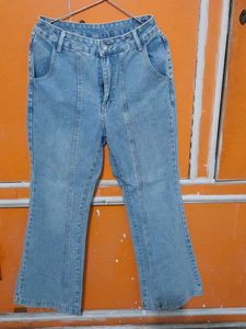 Urbanic Blue Jean 💙 + Free Top ❤️