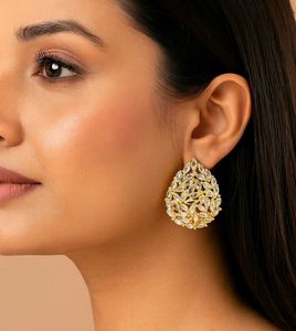 Ansh Teardrop Earrings