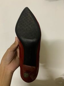 Kisscat Red Pointed Heels