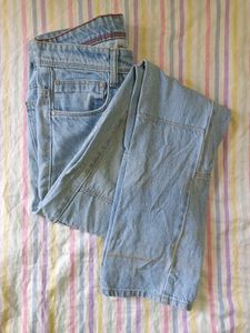 CALVIN KLEIN JEANS