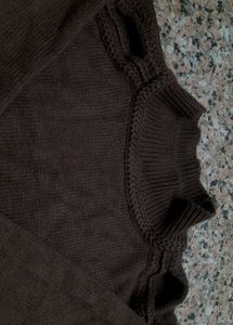 Shoulder Cut Sweater (Brown)