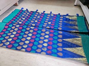 Blue &amp; Green Patterned Saree