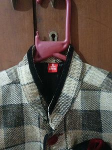 Boys&#39; Checkered Waistcoat