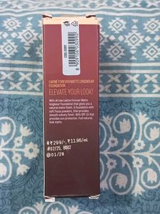 Lakme Forever Matte Foundation