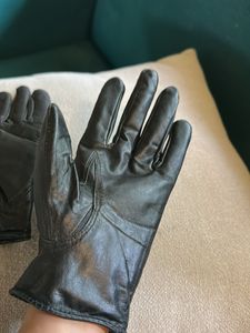 Leather Gloves With Cotton Cap Free