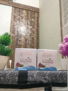 Lotus Herbals WhiteGlow Creme