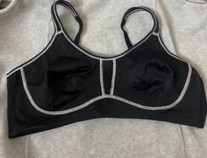 Black Sports Bra - 44 C New