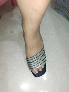 Stelatoes Heels With Stone Work