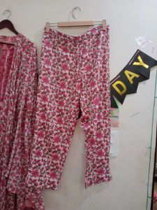 Ahika brand Pink Floral Kurta Set