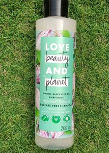 Love Beauty & Planet Shampoo