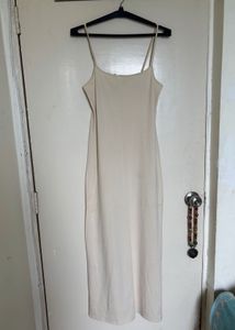 DIVIDED MAXI DRESS