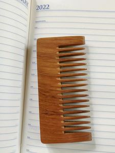Comb
