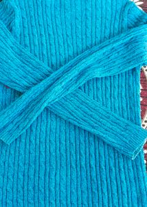Stylish Teal Cable Knit Sweater