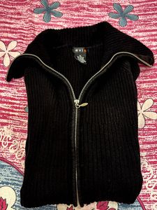 Black Zip-Up Knit Jacket