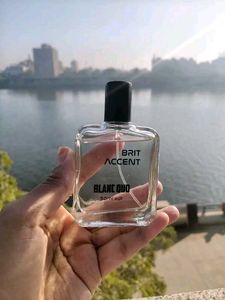 Brit Accent Blanc Oud Perfume