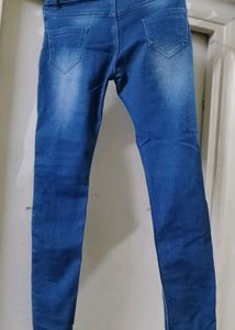 Stylish blue midwaist Denim For Active Wear.