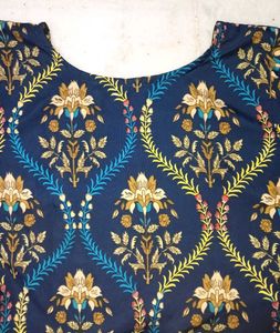 Elegant Floral Print Kurta