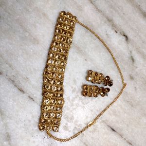Choker Set  For Women ... ,Once Used , It&#39;s Looks Exactly Same Like Image.