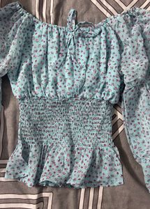 spring floral top💐