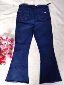 New Bootcut/ Flared Jeans Women