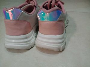 Pink  Shoes 👟For Girls
