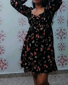 Midi Dress Black In Color