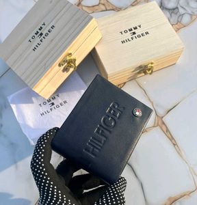 Tommy Hilfiger Brown Wallet