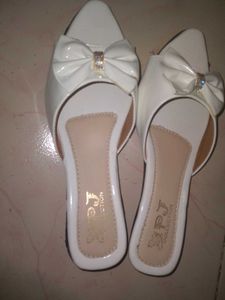 Elegant White Bow Sandals❤️🎀