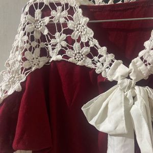 Lace coquette top with bow