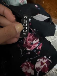 H&amp;M Floral Button-Down Top